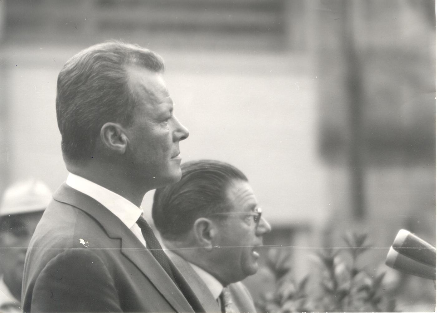 Josef Felder und Willy Brandt im Wahlkampf
