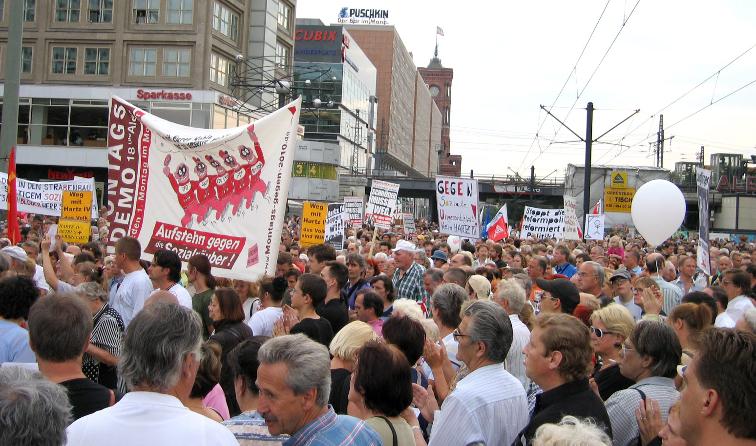 Demonstration gegen die Agenda 2010 und die Hartz-Gesetze